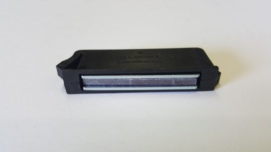 Black Snap in Magnetic Catch