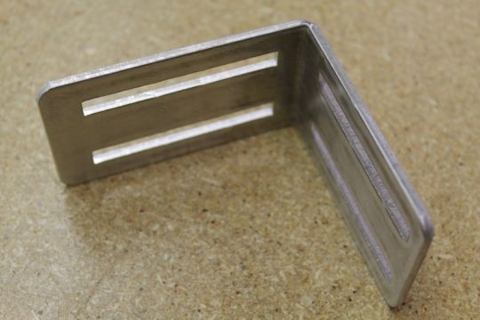 Sm. Alum. Split Air Double Slotted Bracket 3.25" X 2.40"