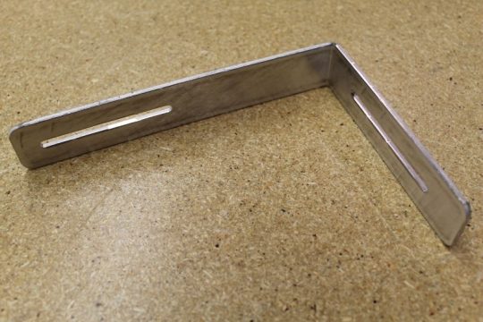 5.09 X 7.34 X 1.25 Alum. C.M Bracket with Slots (Also Used for Sinks)